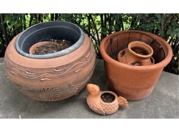 Assorted Size Outdoor Terracotta Plant Pots