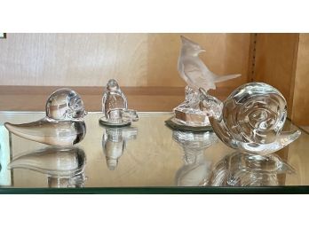 Vintage Mirrored Tray With A Goebel Crystal Bird, (2) Art Glass Birds, And A Snail