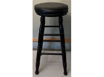 29 Inch Wood Stool With Cushion Leather Top