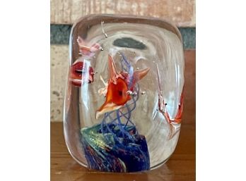 Dynasty Galleries Heirloom Collectibles Art Glass Paper Weight Fish & Coral