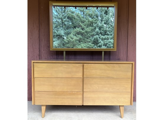 MCM Masonite Standard Redwood 6-drawer Mirrored Dresser