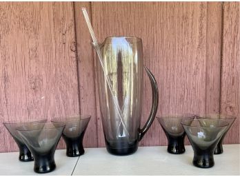 Vintage Art Glass Hand Blown Cocktail Pitcher With Glass Stirrer And (6) Low Ball Glasses