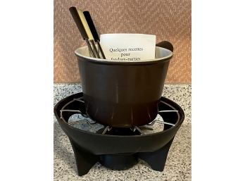 Lay Creuset Fondue Pot With Original Paper Work