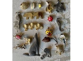 Collection Of Vintage Animal Pins - Jerry's, Jelly Belly, Lady Bugs, J.J., Enamel, Rhinestone, And More
