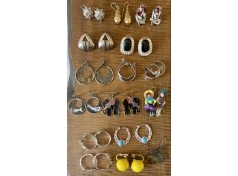 Lot Of Vintage Earrings Wire And Screw Back - Woods, Mexico, Cloisonne, Silver Tone, And More