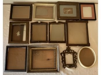 Assorted Wood And Brass Vintage And Antique Pictures Frames (as Is)