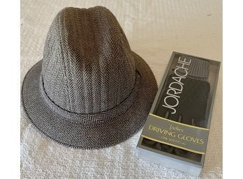 London Fog Fedora With A Pair Of Ladies Jordache (hat Size Large 7 1/2-7.3/8)