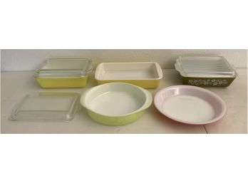 Lot Of Vintage Pyrex Refrigerator Dishes - Baking Pan And Pie Plate - (2) 1.5 QT.