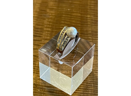 14k White And Yellow Gold Ladies Cast Hand Assembled Pearl And Diamond Ring Size 8.5 - 4.26 Grams Total