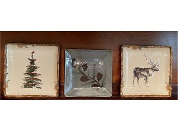 (3) Vintage Studio Pottery Holiday Plates - (2)st. Nickolas Square Snow Valley And Eldreth Pottery Pinecones