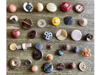 Lot Of Antique And Vintage Buttons - Celluloid, Glass, Casein, Pressed, Tight Top, And More