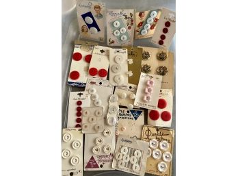 Lot Of Vintage Buttons On Original Cards - Luckyday, Lansing Pearls, La Mode, Streamline, Painted Shell, More