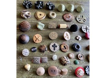 Lot Of Vintage And Antique Buttons - Celluloid, Wood, Bone, Casein, Toggle, And More