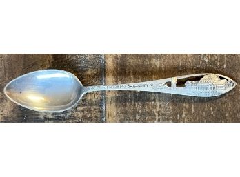 Charles M Robbins Sterling Silver Yellow Stone Park Early 1900's Souvenir Spoon 17.5 Grams