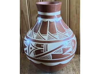 Chinana Jemez Pueblo Hand Made Pottery Vase