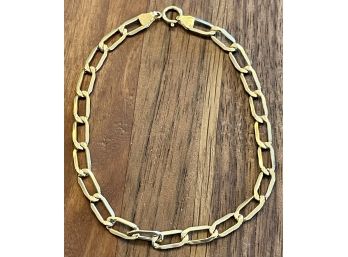14 K Gold Link Bracelet - 7 Inches Long Total Weight 1.6 Grams