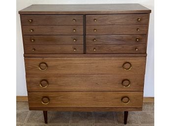 Mid-century Modern Wood And Pionite Laminate Finish 7-drawer Peg Leg Dresser With Brass Pulls