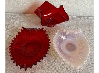 (2) Fostoria Heirloom Bowls Red And Pink, And Red Handkerchief Bowl