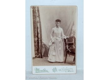 Victorian Cabinet Photo - Young Lady With Certificate / Diploma?