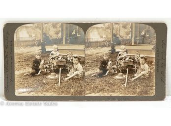 Stereoview - 'the Little Playmates'