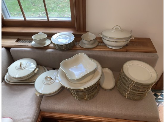 Large Lot Of Fine China Arzeberg Bavaria Large Set Includes: 36 Dinner Plates, Tureens, Chargers Platters