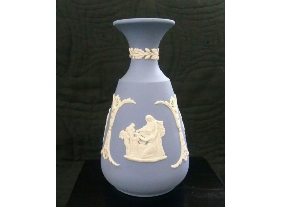 Wedgewood England Blue Bud Vase, Pre-own