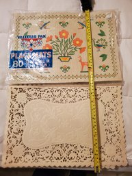 Lot Of 2 Sets Of Vintage Placematts