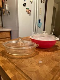 Set Of 2 Vintage Pyrex Dishes With Lids