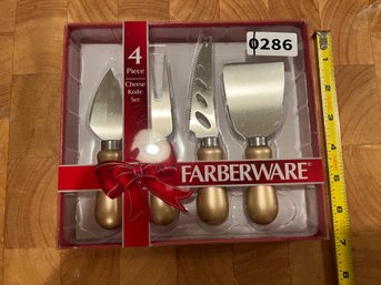 Farberware 4-Piece Cheese Knife Set