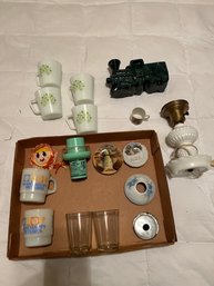 Set Of 4 Vintage Honeydew Pyrex Mugs Mcdonalds Mugs Lamp And More