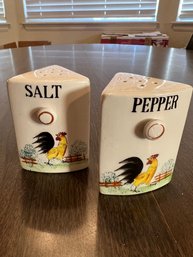Vintage Triangular Rooster Salt And Pepper Shakers