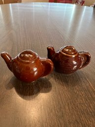 Ceramic Teapot Salt And Pepper Shakers