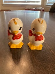 Adorable Vintage Baby Chick Salt And Pepper Shakers