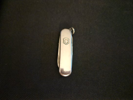 Lot 5-72 Sterling Silver Victorinox Folding Pocket Knife (top 2-drawer)