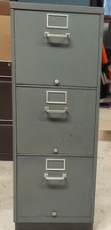 Lot 4-129 Gray 3-drawer File Cabinet