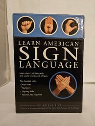 5-130 Learn American Sign Language (green Shelf)