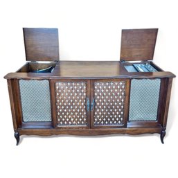 Mid Century Dumont Solid State Stereo Console Credenza - Record Player And Radio