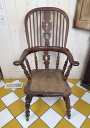 Antique English Windsor Arm Chair In Chestnut - Most Amazing Patina And Feel