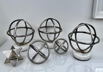 Table Top Decorative Metal Objects Globes With And 3 Dimensionsl Star