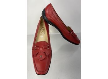 Tod's Red Leather Driving Loafer Size 38.5 / 8.5