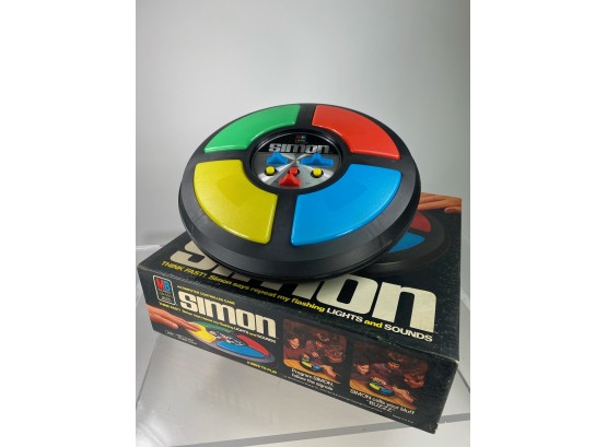 Vintage Simon Game By Milton Bradley Electronics - Electric Memory Game