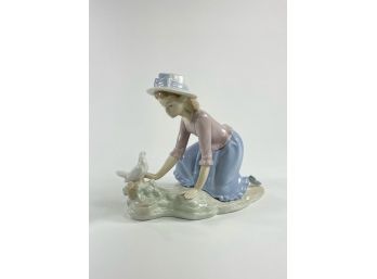 Lladro Figurine - Mimos A La Paloma Vintage, New In Box
