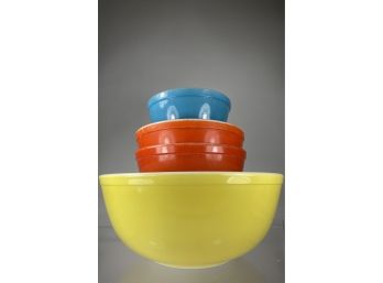 Four Pyrex Bowls