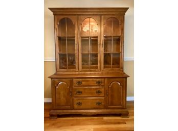 Ethan Allen Chippendale Breakfront Buffet China Cabinet In Nutmeg Finish, Batwing Hardware
