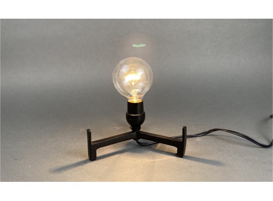 Metal Base Desk Lamp
