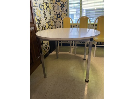 Vintage Mid Mod 42' Round, White Formica Table With Chrome Plated Legs