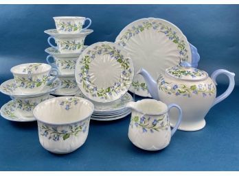 22 Pcs, Shelley England, Fine Bone China, Porcelain Tea Service In Harebell Pattern