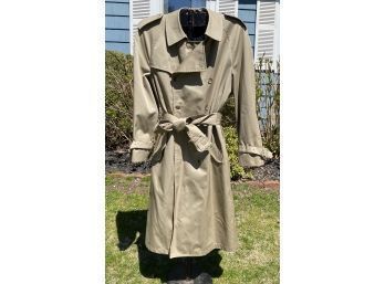 Men's Burberry's Of London Trench Coat W/ 100 Wool Removable Liner
