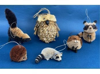 Vintage Lot Of Straw Animal Holiday Ornaments - Skunk, Owl, Raccoon, Beaver