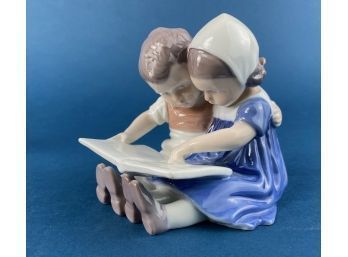 Vintage Bing & Grondahl B&G Denmark Porcelain Figurine Two Children Reading Book